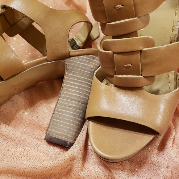 Nine west chunky heel strappy sandals 👡 - Picture 7 of 7